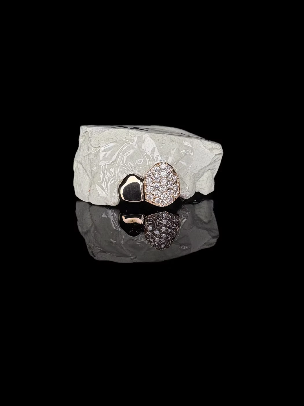 Twin Cap Gult Gull m/ Moissanite — La Lux Oslo